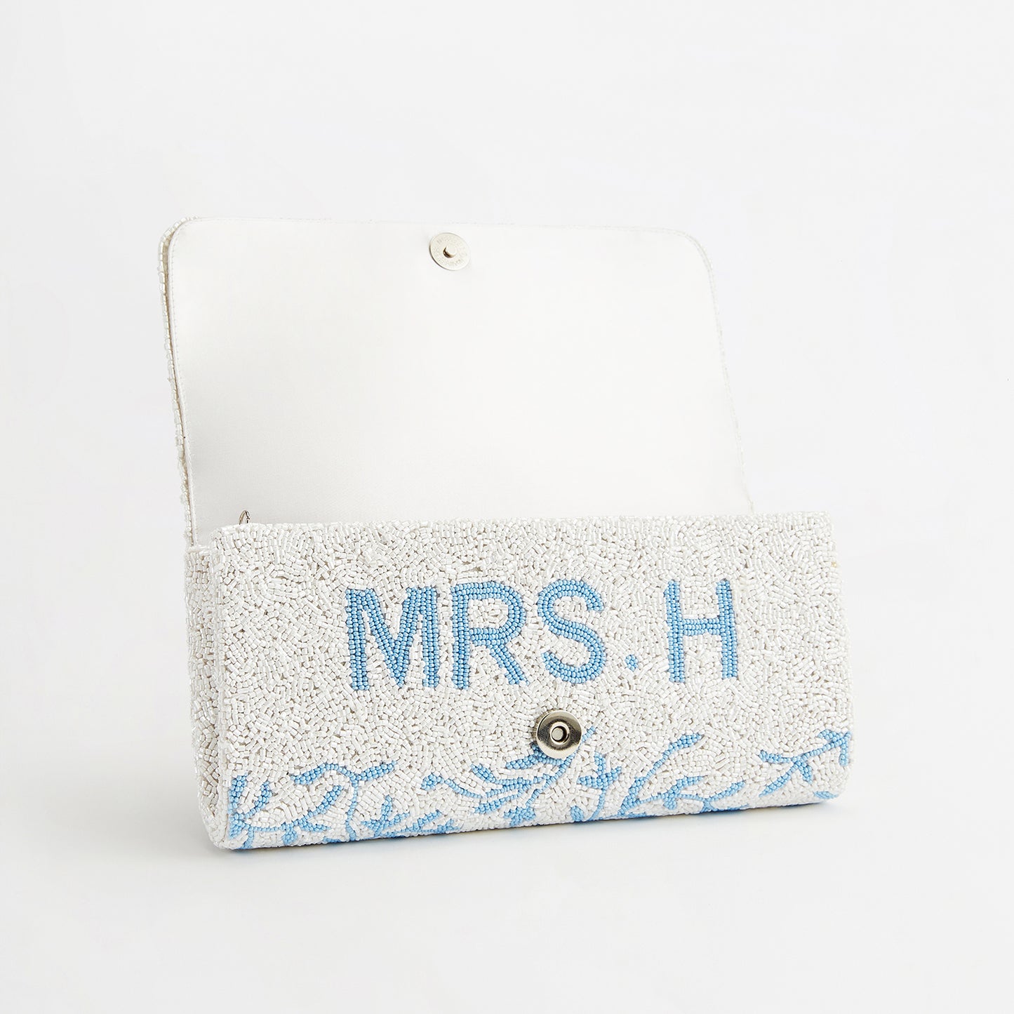 The Coastal Beaded Clutch