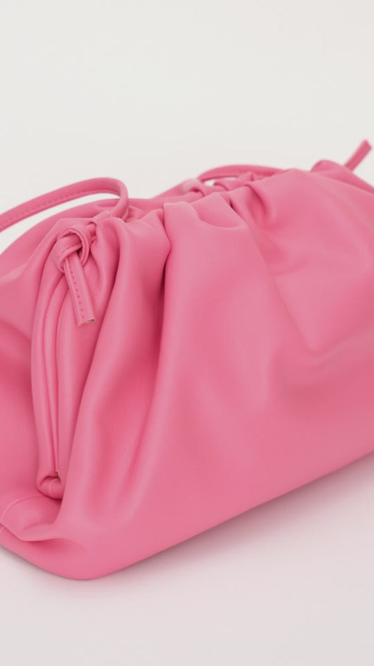 The Jeanie Leather Clutch in Rose Pink