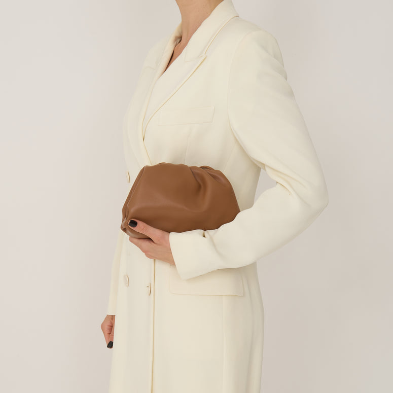 The Jeanie Leather Clutch in Tan